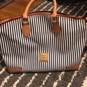 Dooney and Bourke Handle Bag